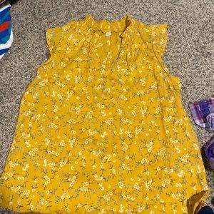 Old navy blouse